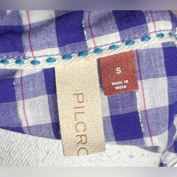 Pilcro Deb Gingham Button Down Long Sleeve Shirt - Picture 5 of 6